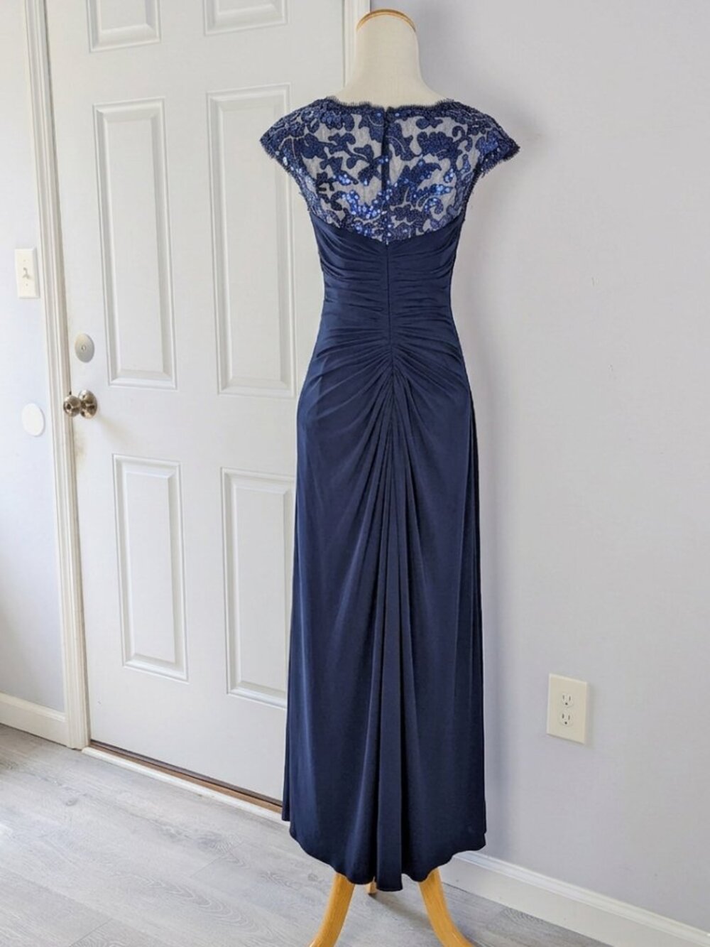 JADE Couture Blue Maxi Gown Dress Sz 2 - Picture 6 of 8